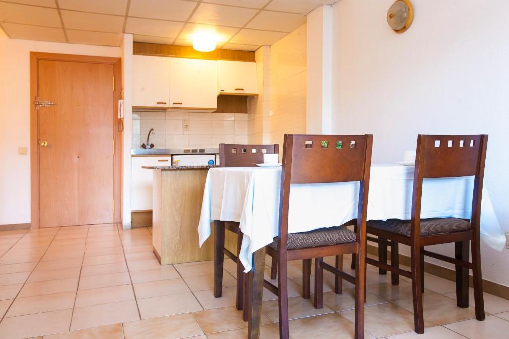Catalonia Park Apartamentos 萨洛 外观 照片