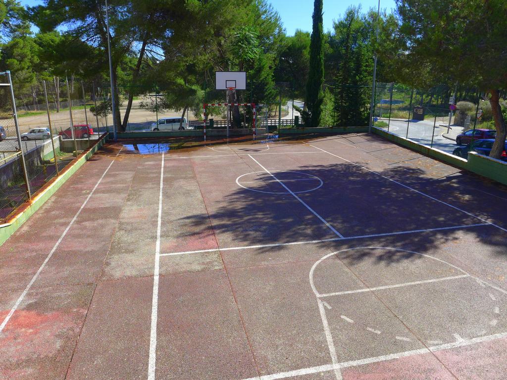 Catalonia Park Apartamentos 萨洛 外观 照片